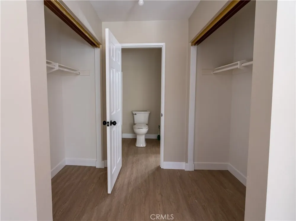 28102 Bob White Circle #4 Saugus, CA 91350