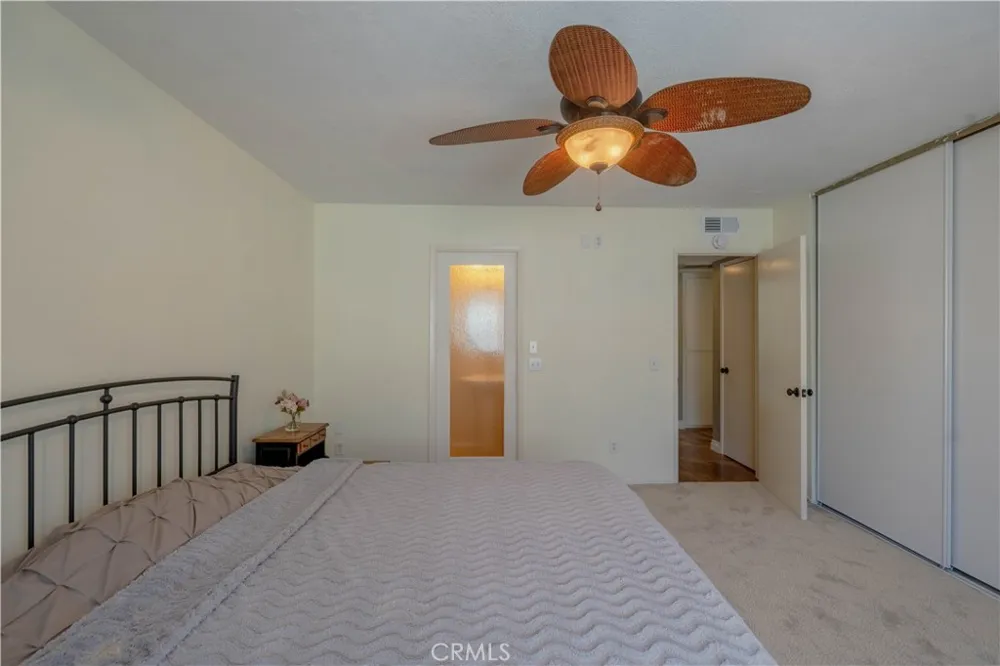 31371 The old Rd #E Castaic, CA 91384