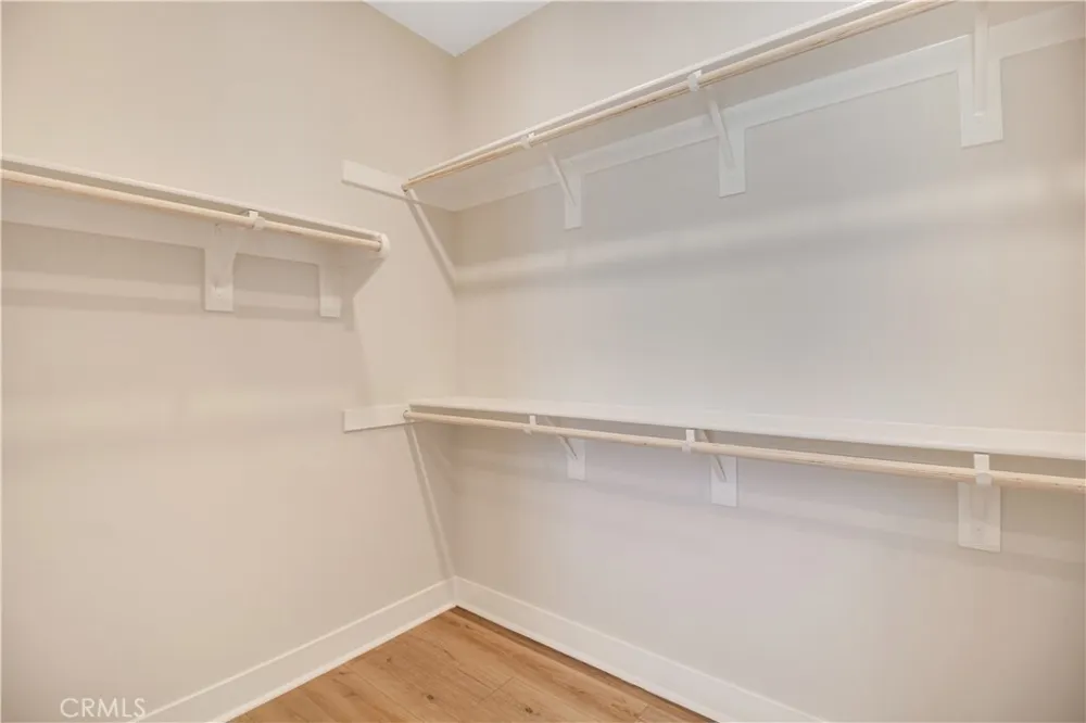 27031 California Court Valencia, CA 91381