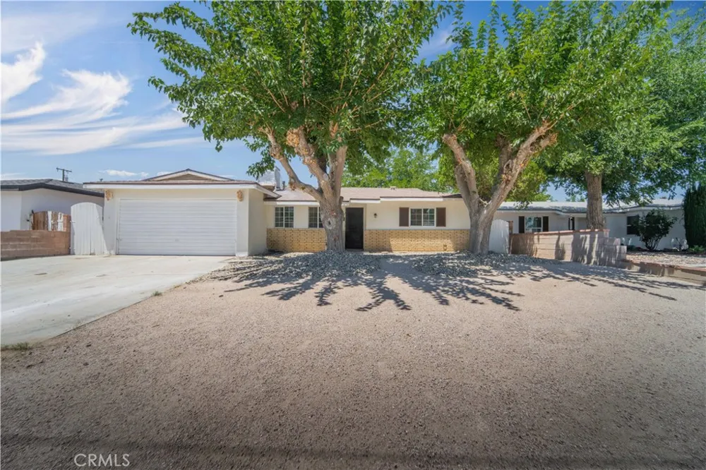 44933 16th W Lancaster, CA 93534