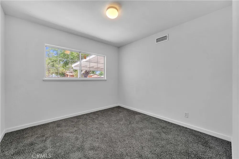 44933 16th W Lancaster, CA 93534