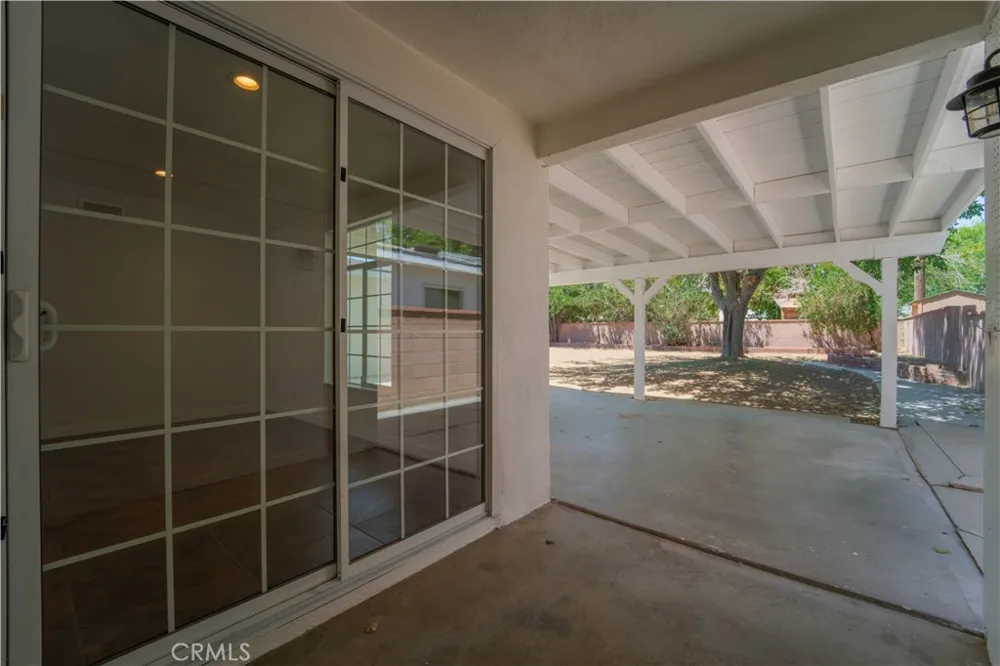 44933 16th W Lancaster, CA 93534