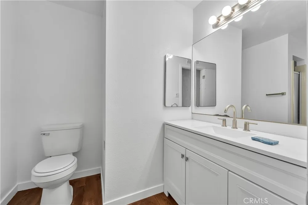 44933 16th W Lancaster, CA 93534