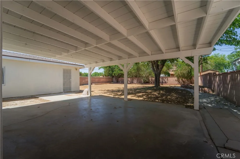 44933 16th W Lancaster, CA 93534