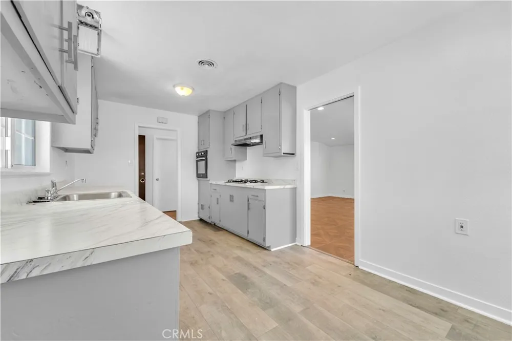 44933 16th W Lancaster, CA 93534