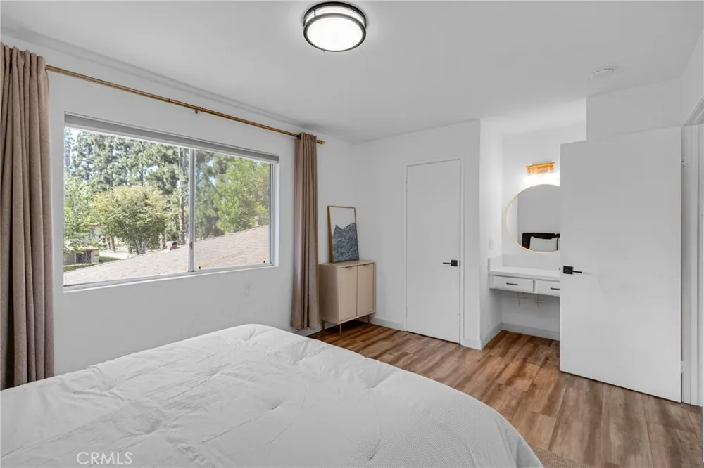 1191 W Calle Del Sol #3 Azusa, CA 91702