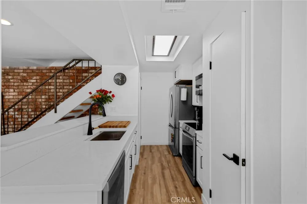 1191 W Calle Del Sol #3 Azusa, CA 91702