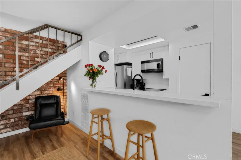 1191 W Calle Del Sol #3 Azusa, CA 91702