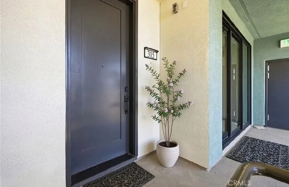 315 Waters Park Circle #10 San Mateo, CA 94403