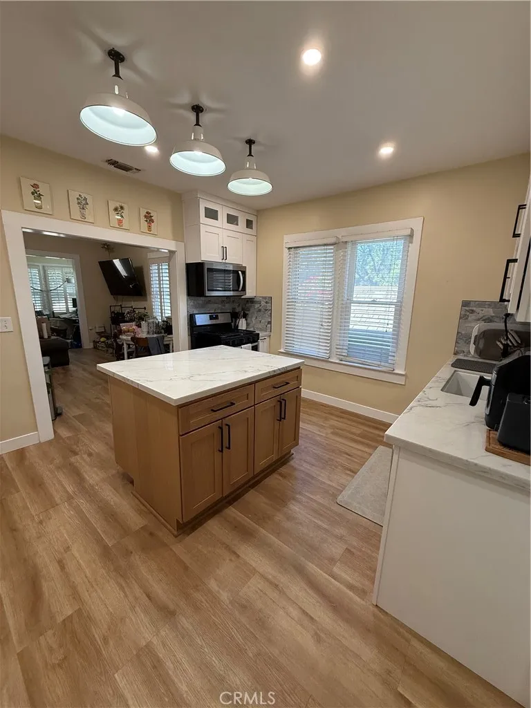 4193 5th Street Riverside, CA 92501