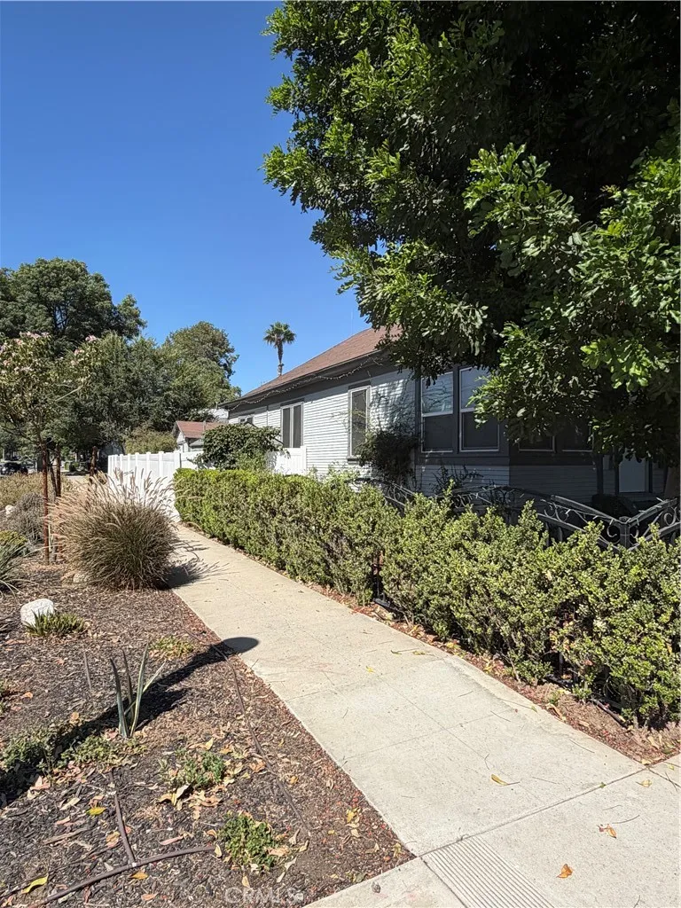 4193 5th Street Riverside, CA 92501