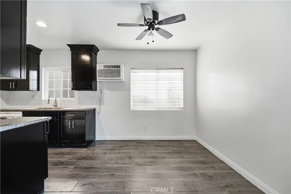 10715 Moorpark Street #1 Los Angeles, CA 91602