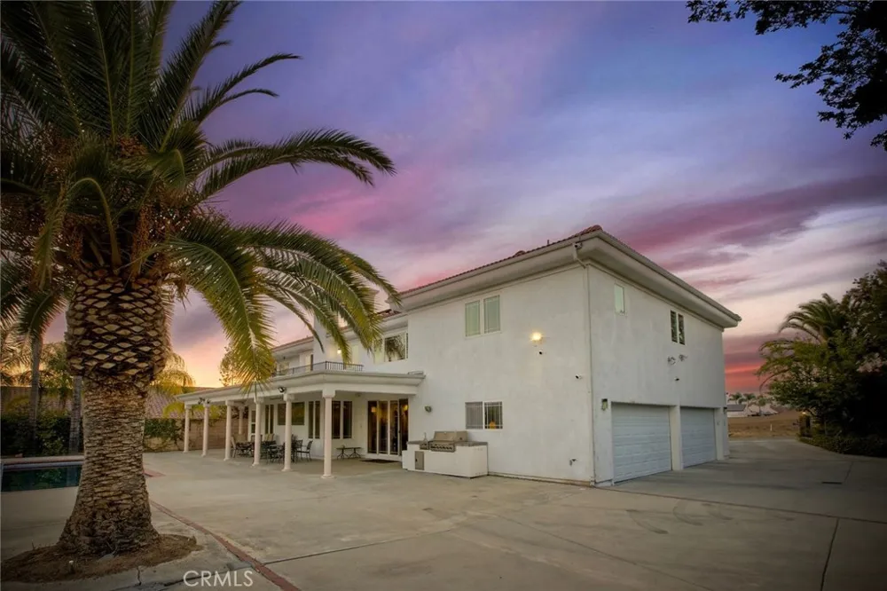 44273 French Circle Hemet, CA 92544
