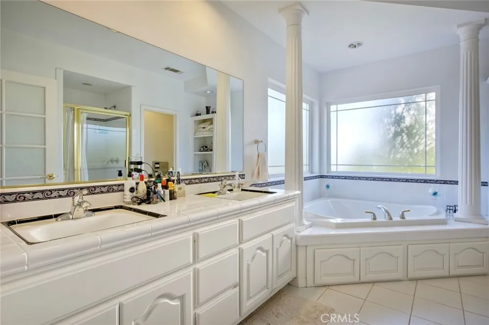 44273 French Circle Hemet, CA 92544
