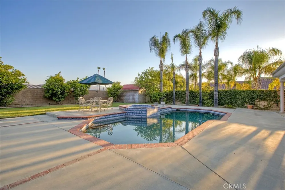 44273 French Circle Hemet, CA 92544