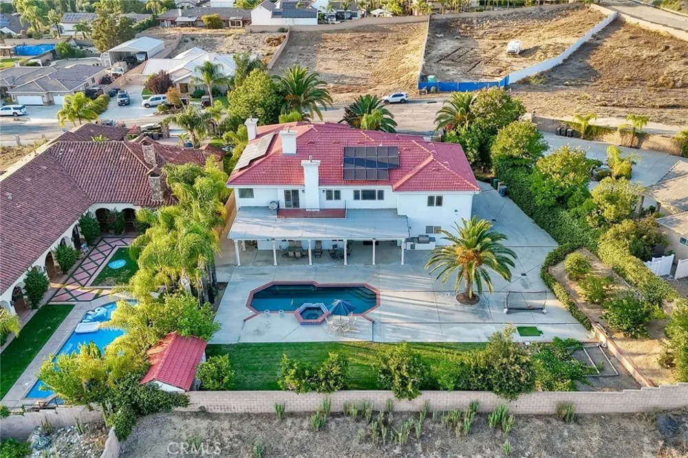 44273 French Circle Hemet, CA 92544