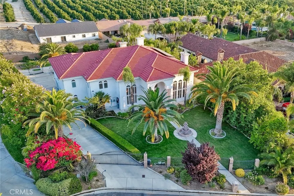 44273 French Circle Hemet, CA 92544