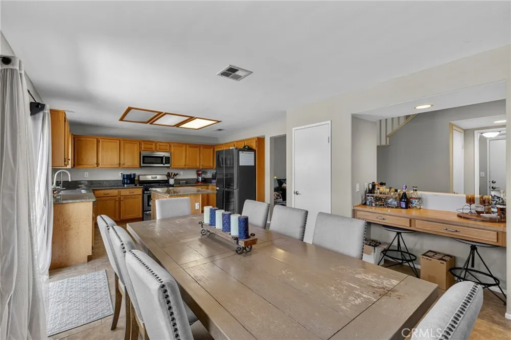 32166 Via Arias Temecula, CA 92592