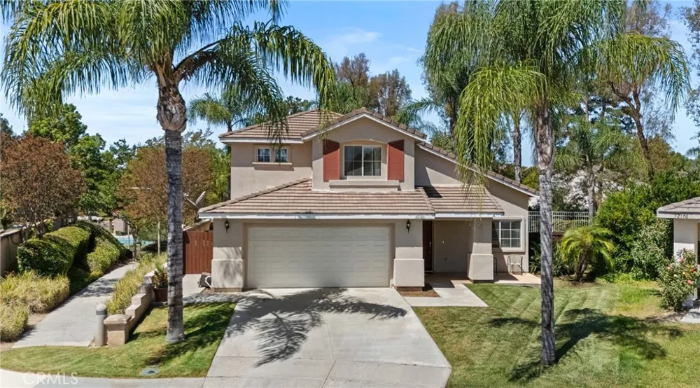 32166 Via Arias Temecula, CA 92592