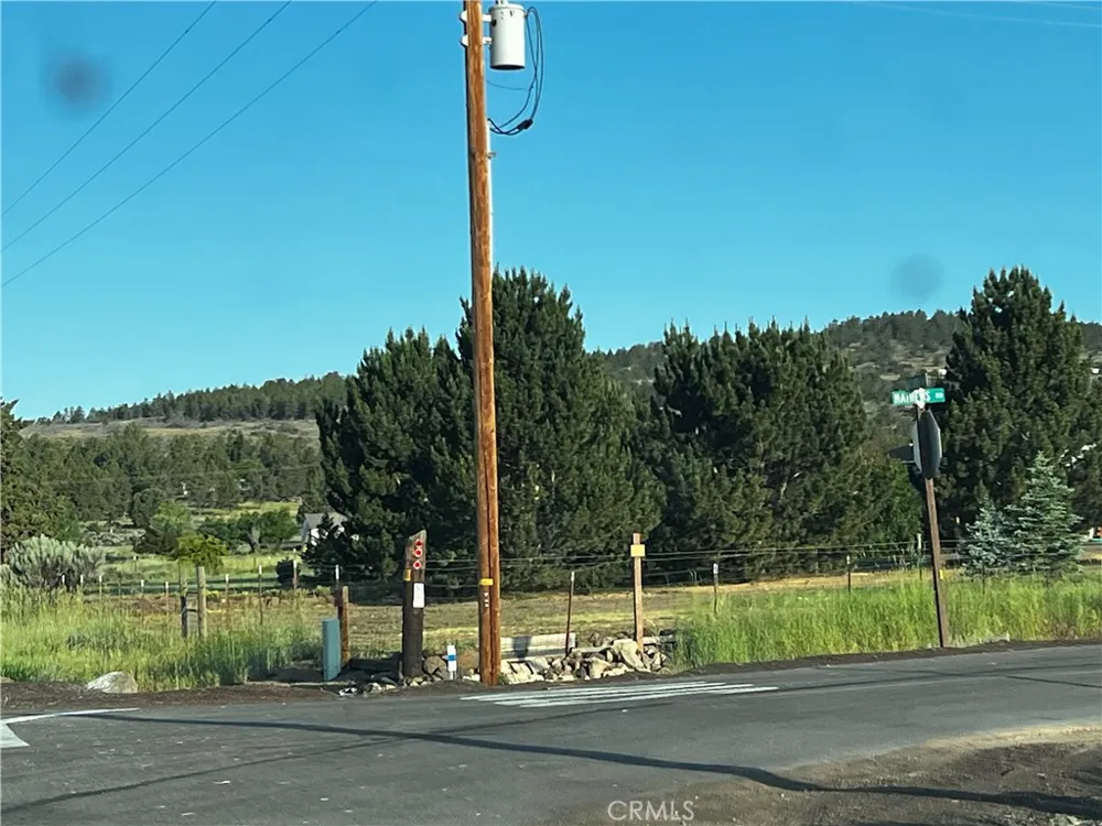 Matthews Road Dorris, CA 96023