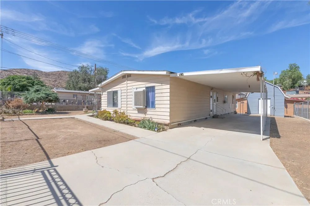 26299 Olson Homeland, CA 92548