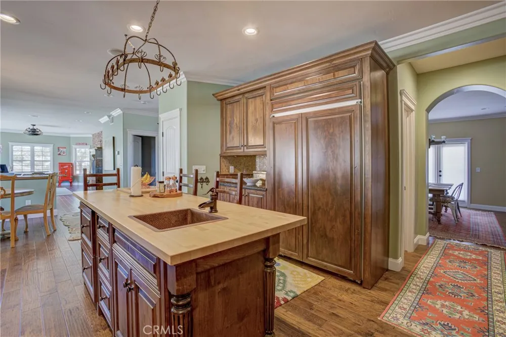39911 Green Meadow Road Temecula, CA 92592