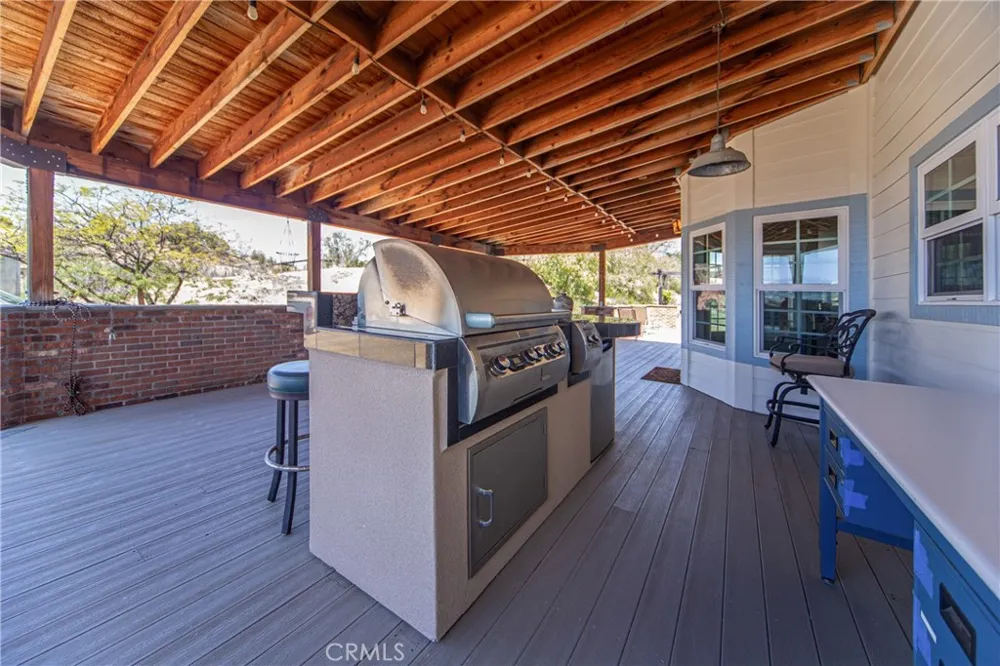 39911 Green Meadow Road Temecula, CA 92592