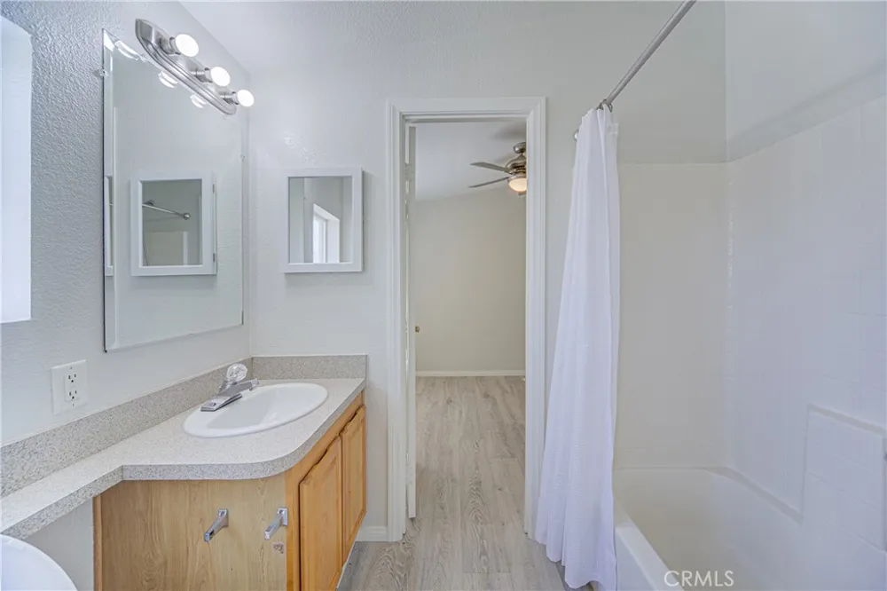 39911 Green Meadow Road Temecula, CA 92592