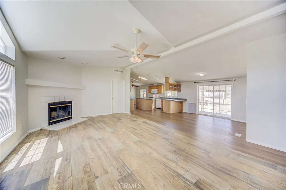 39911 Green Meadow Road Temecula, CA 92592