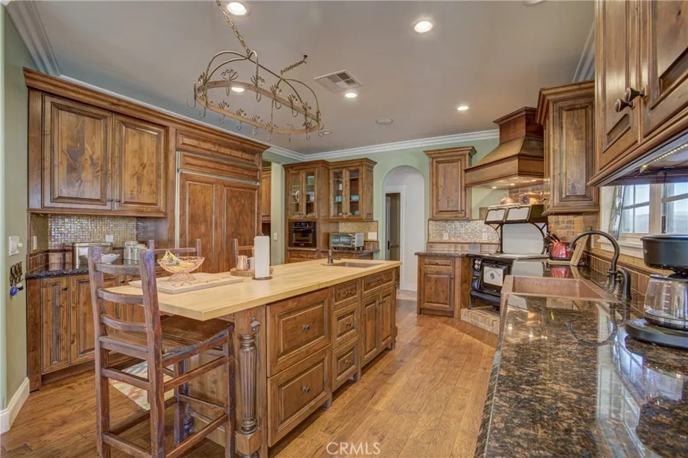 39911 Green Meadow Road Temecula, CA 92592