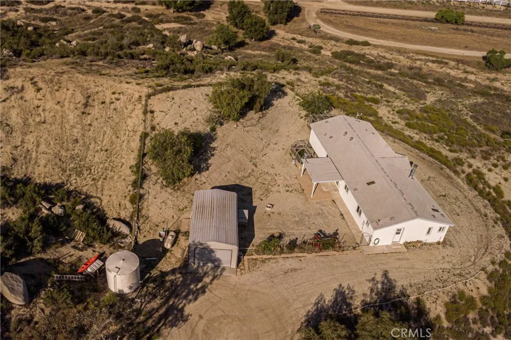 39911 Green Meadow Road Temecula, CA 92592