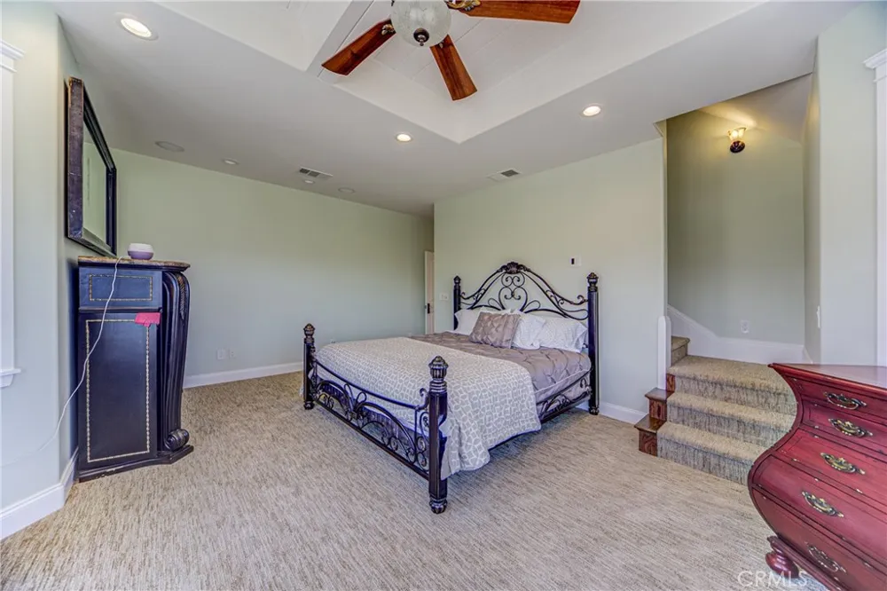 39911 Green Meadow Road Temecula, CA 92592