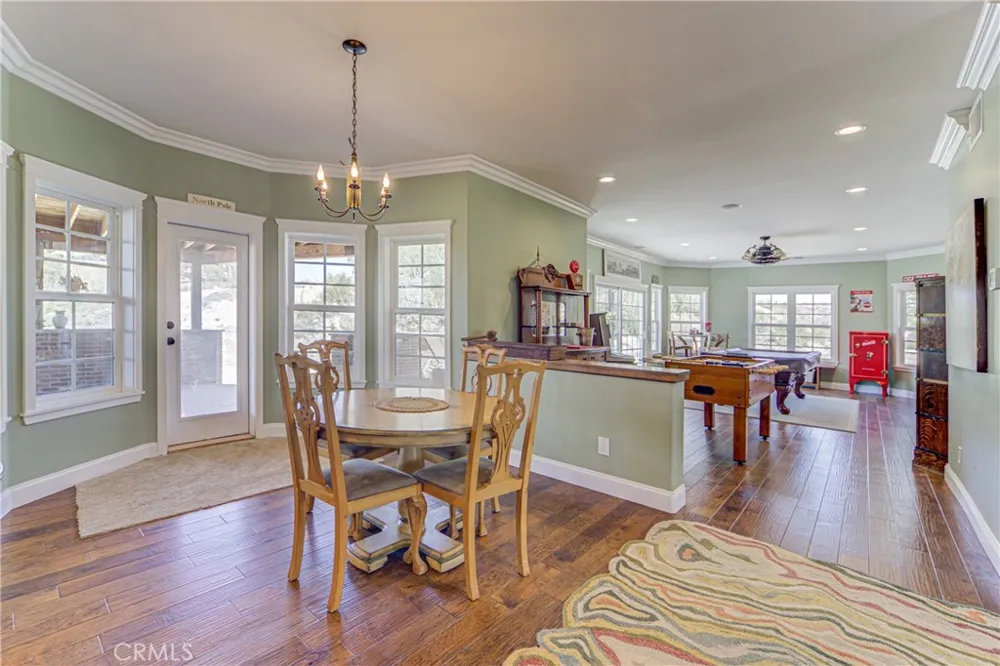 39911 Green Meadow Road Temecula, CA 92592