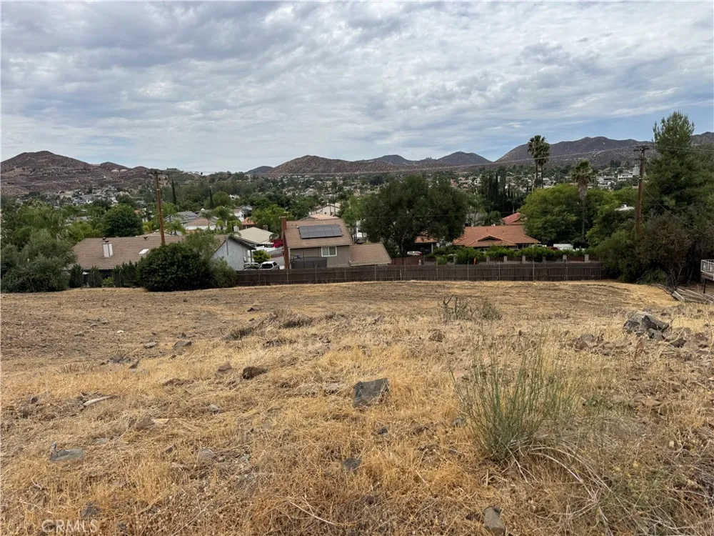 Hecht Road Menifee, CA 92587