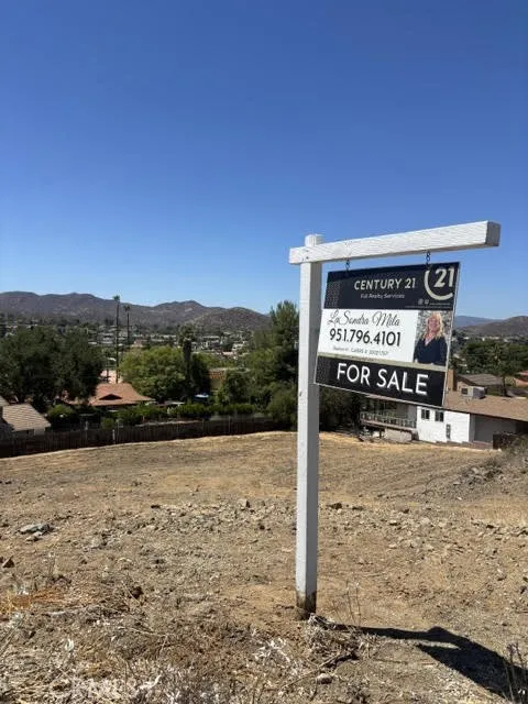 Hecht Road Menifee, CA 92587