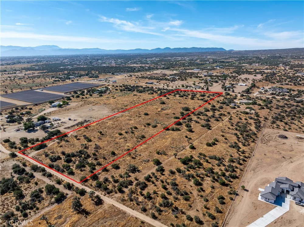 Muscatel Rd Phelan, CA 92371