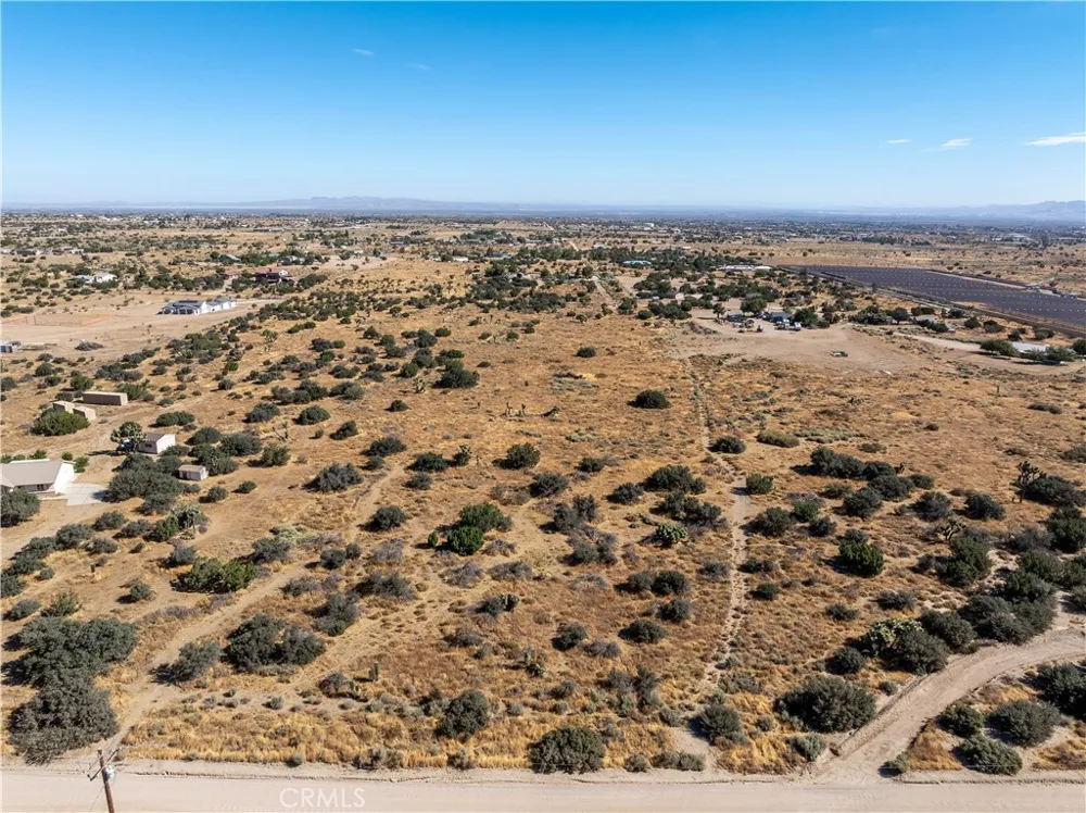Muscatel Rd Phelan, CA 92371