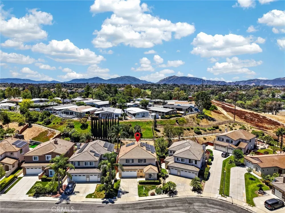 41211 Pine Tree Temecula, CA 92591