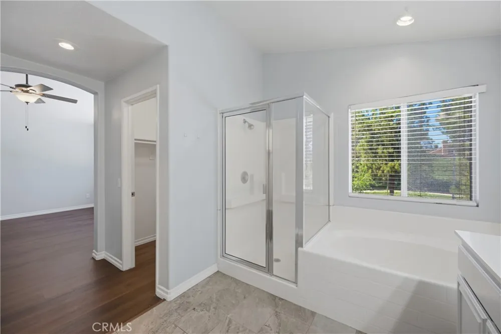 33265 Calle Langarica Temecula, CA 92592