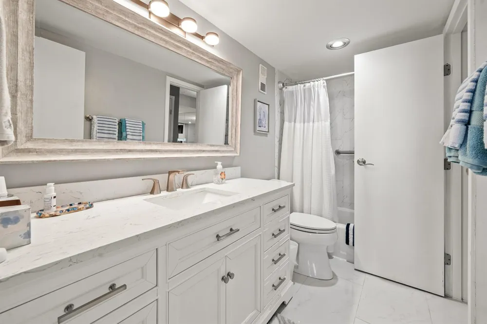 336 Golfview Road #614 North Palm Beach, FL 33408