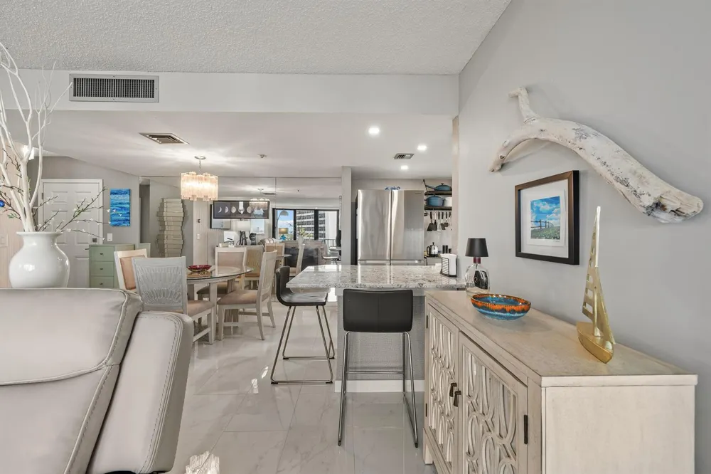 336 Golfview Road #614 North Palm Beach, FL 33408