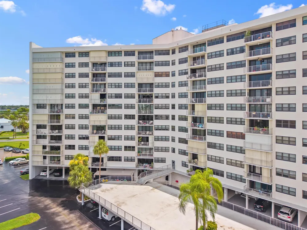 336 Golfview Road #614 North Palm Beach, FL 33408