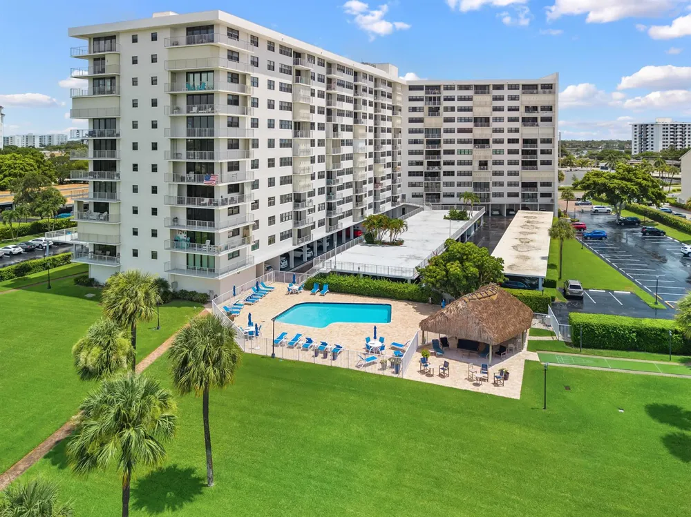 336 Golfview Road #614 North Palm Beach, FL 33408