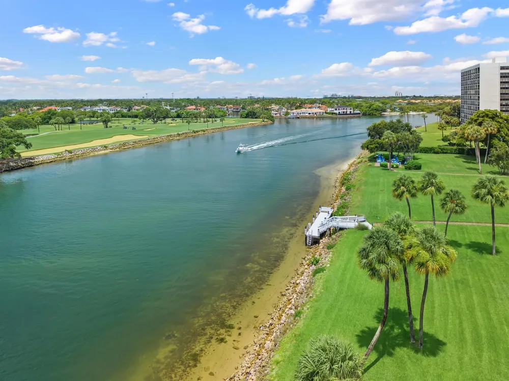 336 Golfview Road #614 North Palm Beach, FL 33408