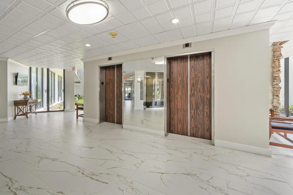336 Golfview Road #614 North Palm Beach, FL 33408