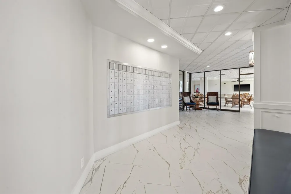 336 Golfview Road #614 North Palm Beach, FL 33408