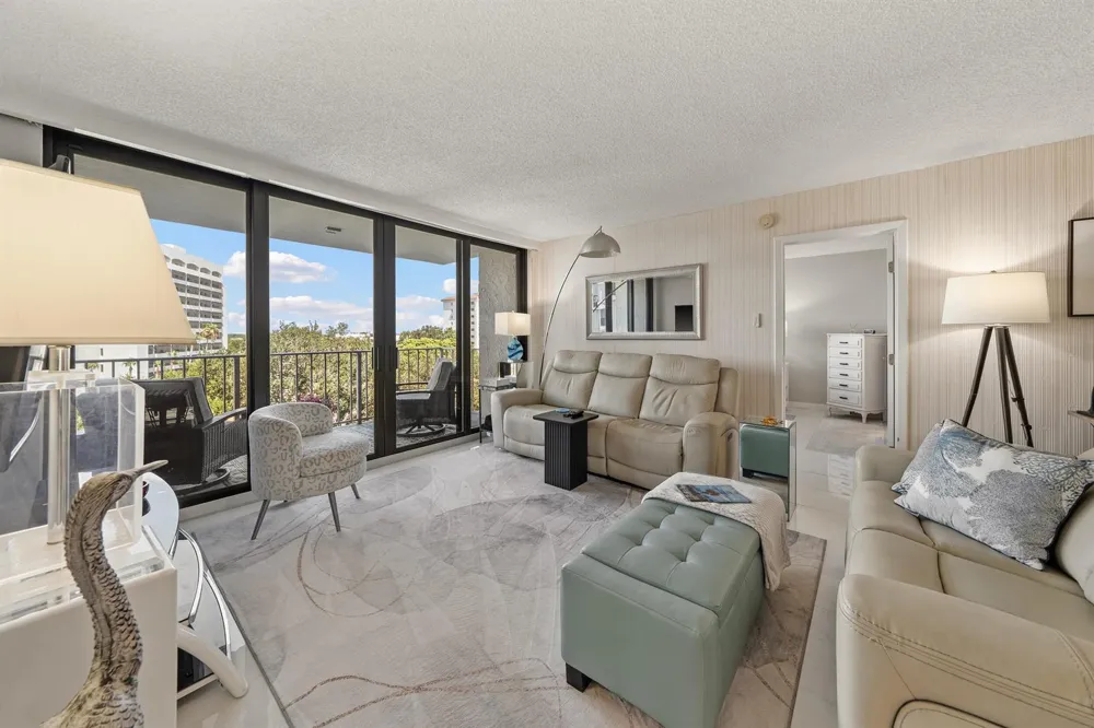 336 Golfview Road #614 North Palm Beach, FL 33408