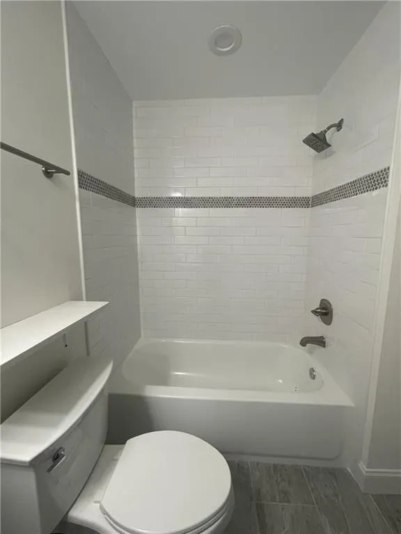 4034 Oak glenn Drive Duluth, GA 30096