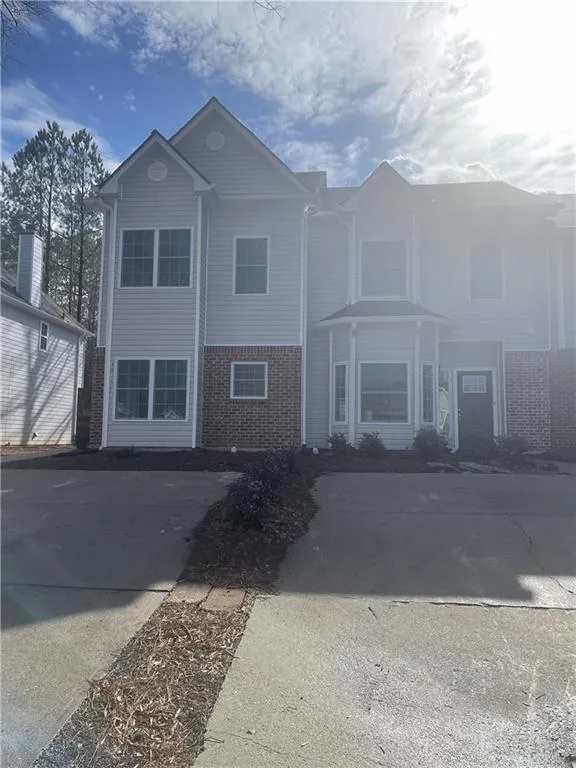 4034 Oak glenn Drive Duluth, GA 30096