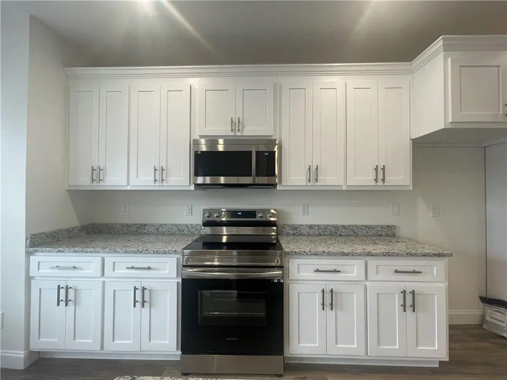 4034 Oak glenn Drive Duluth, GA 30096